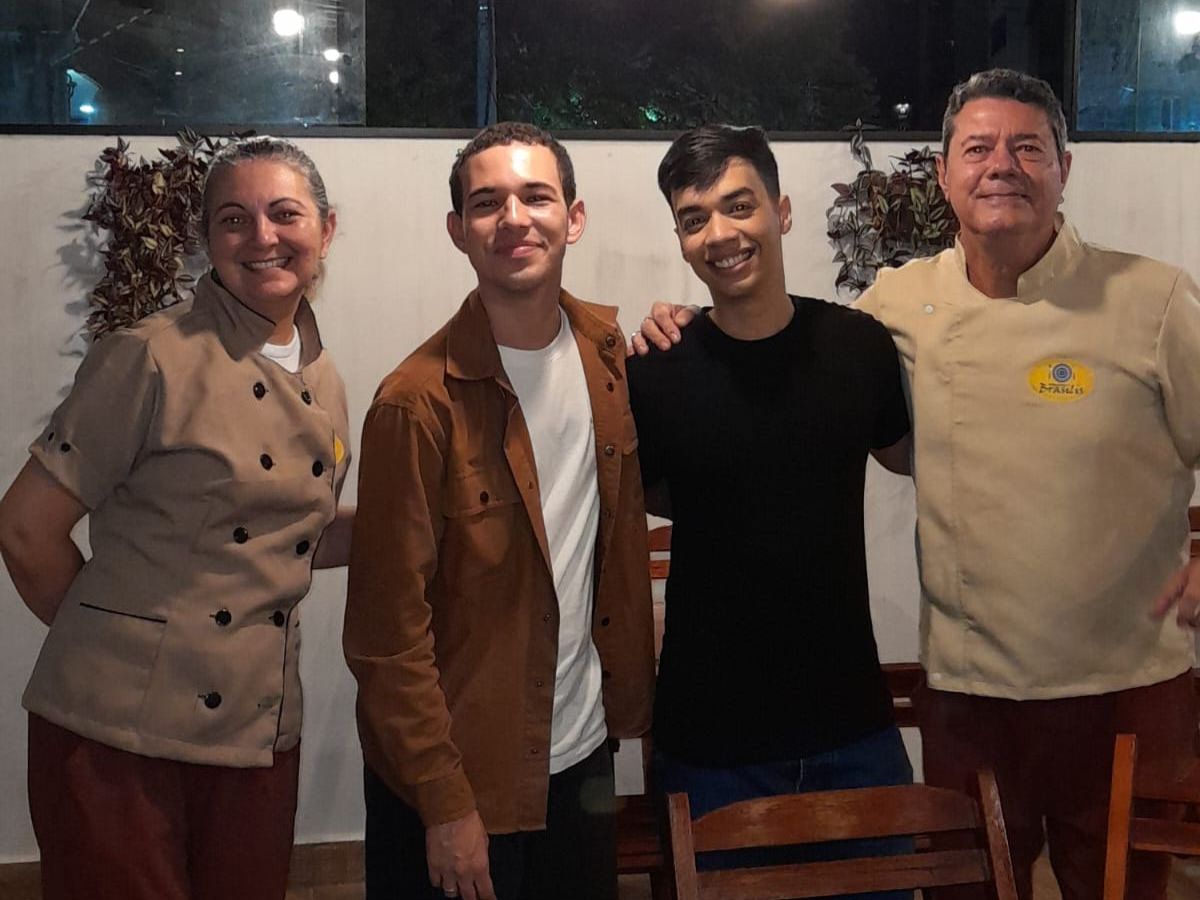 Prato Brasilis aposta na diversidade da culinária nacional com menu assinado pelo chef Valente e Claudiana&nbsp;Oliveira