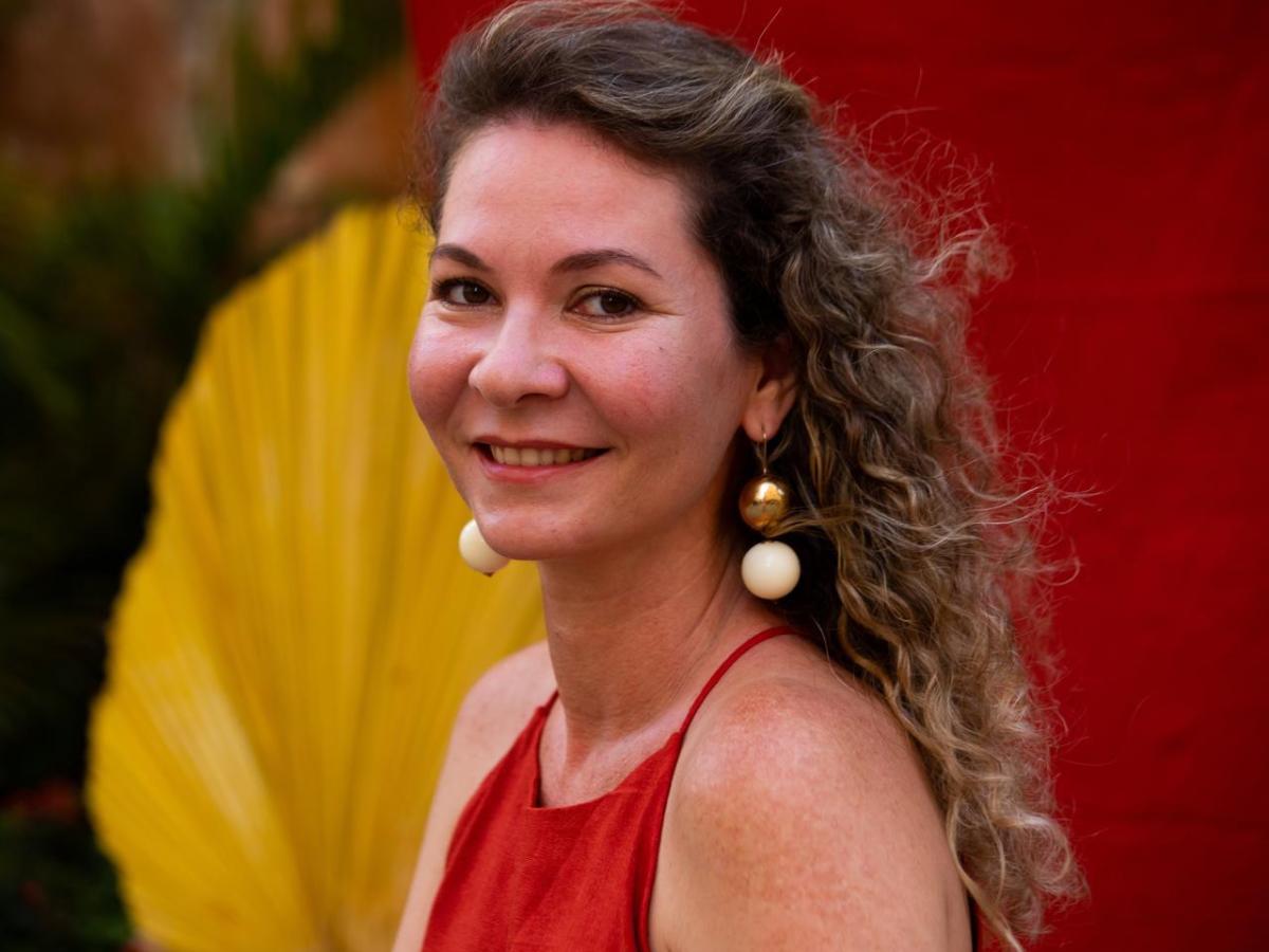 Como a gastronomia inspira a moda autoral de Joana de&nbsp;Paula